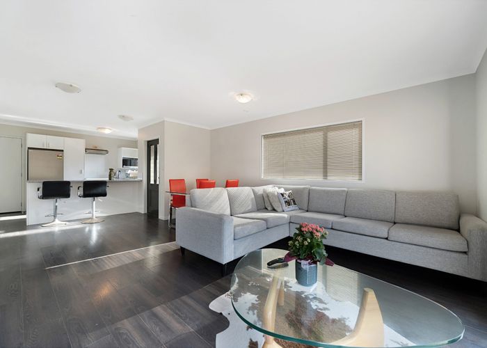  at 120/172 Mcleod Road, Te Atatu South, Auckland