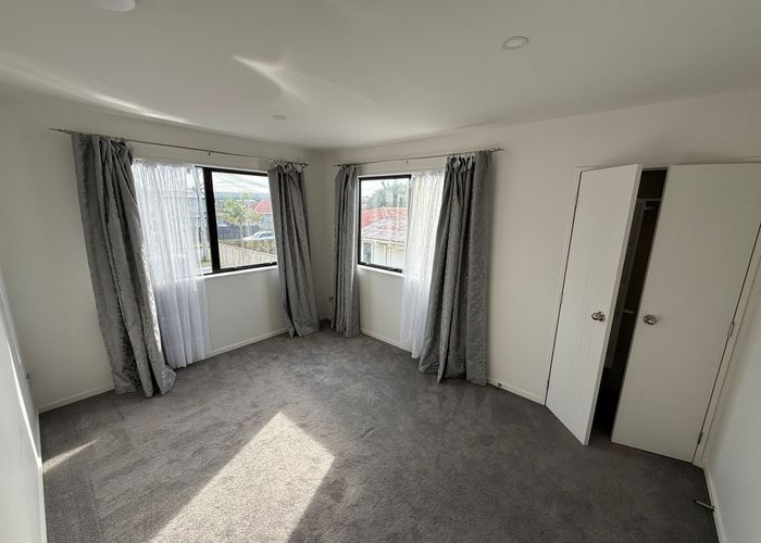  at 8 Tiraumea drive, Pakuranga, Manukau City, Auckland