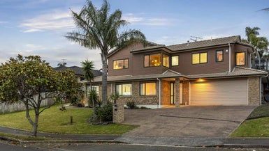  at 5 Baulcomb Parade, Windsor Park, Auckland