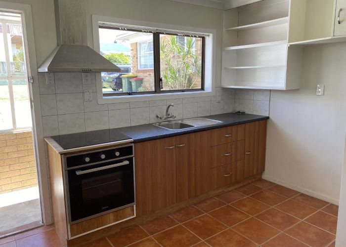  at 2/85A Station Road, Papatoetoe, Manukau City, Auckland