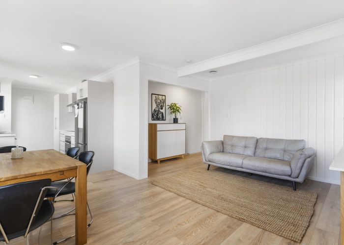  at 24 Bel Air Drive, Hillsborough, Auckland City, Auckland
