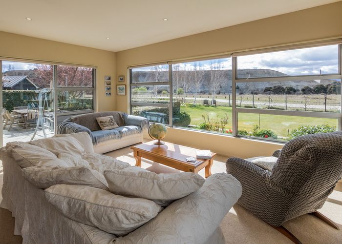  at 4 Ribbonwood Avenue, Albert Town, Wanaka