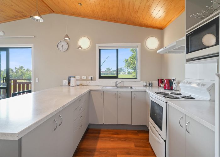 at 4 Russell Street, Okarito, Westland, West Coast