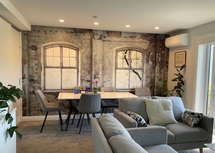  at 1/2 Hood Street, Mount Victoria, Wellington