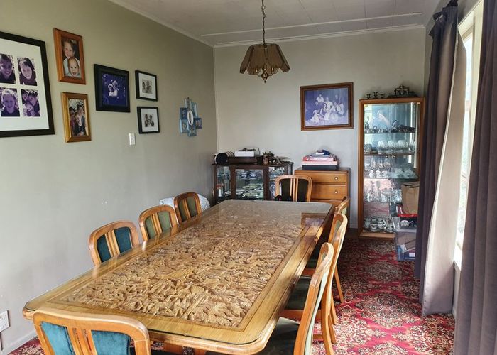  at 27 Landscape Road, Papatoetoe, Auckland