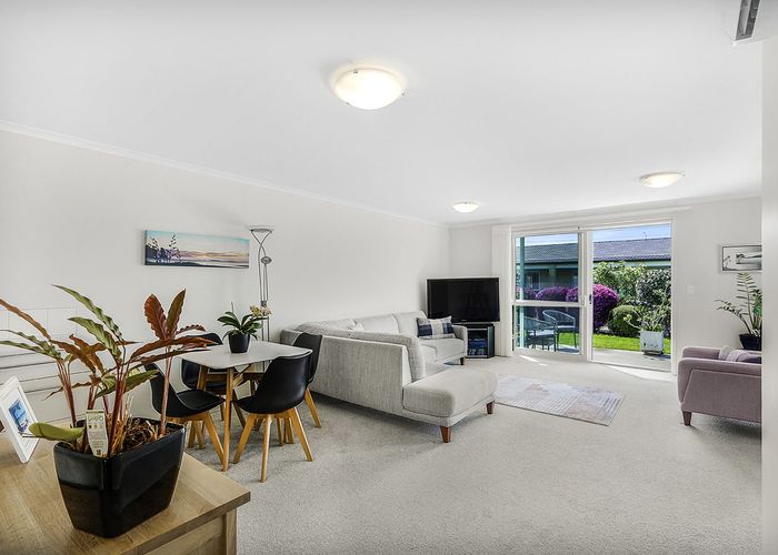 at 24/18 Fox Street, Hamilton East, Hamilton, Waikato