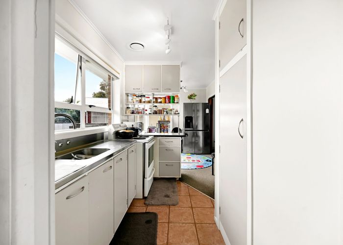  at 24 Larnach Street, Saint Andrews, Hamilton, Waikato
