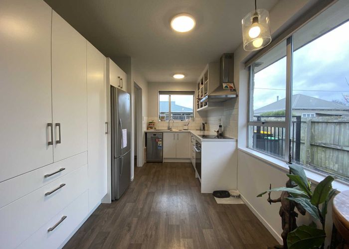  at 2/34 Vienna Street, Waltham, Christchurch