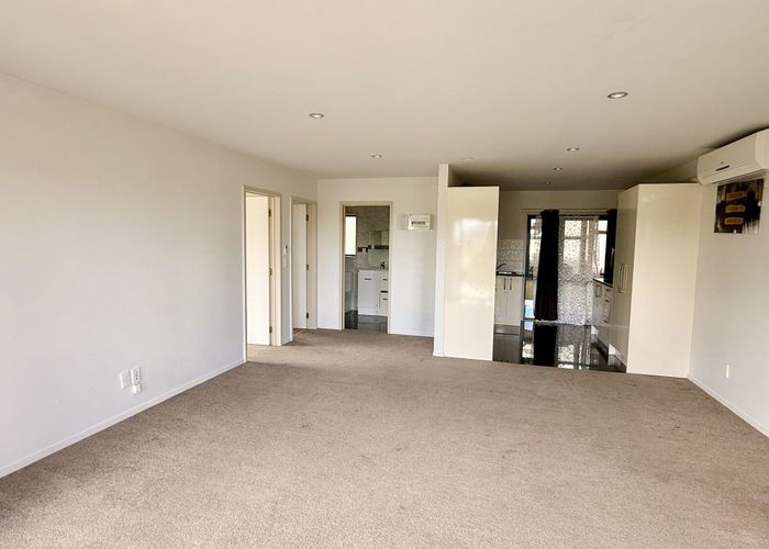  at 88A Sunset Road, Unsworth Heights, North Shore City, Auckland