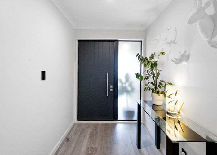  at 10 Walter Place, Kirwee