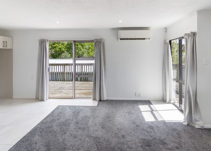  at 69A Redcrest Avenue, Papakura, Papakura, Auckland