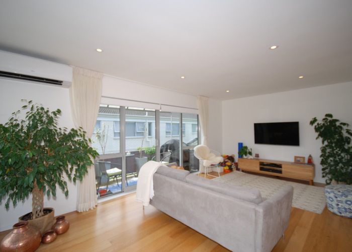  at 4/17 Eltham Road, Kohimarama, Auckland