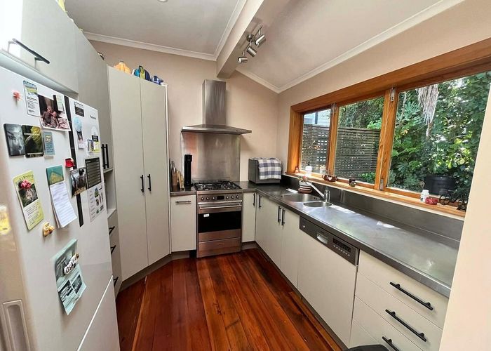  at 16 Asquith Terrace, Brooklyn, Wellington, Wellington