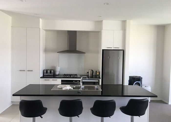  at 27 Lemon Tree Lane, Flat Bush, Manukau City, Auckland