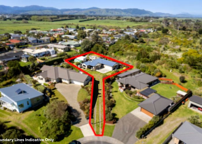  at 9 Byron Brown Place, Otaki Beach, Otaki
