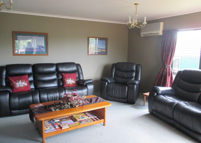  at 19 Greenwood Place, Fitzherbert, Palmerston North, Manawatu / Whanganui