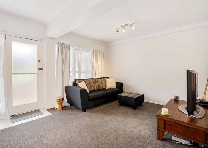  at 3/111 Patteson Avenue, Mission Bay, Auckland