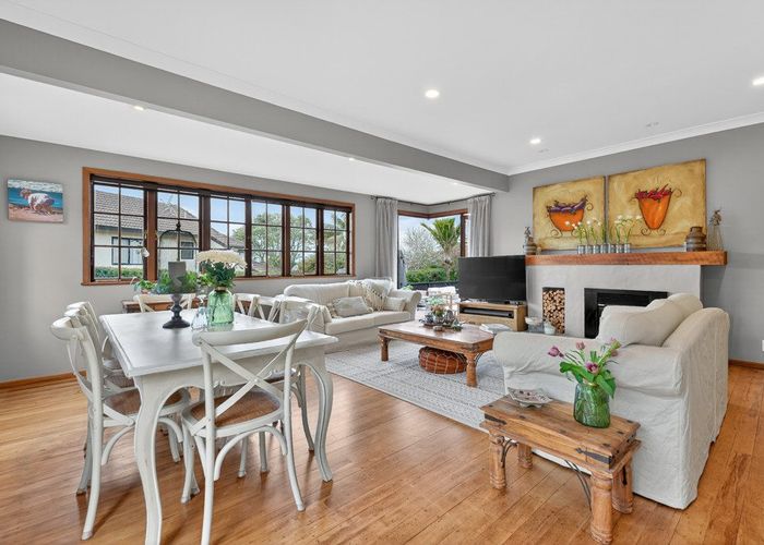  at 80 Te Kawa Road, Greenlane, Auckland City, Auckland