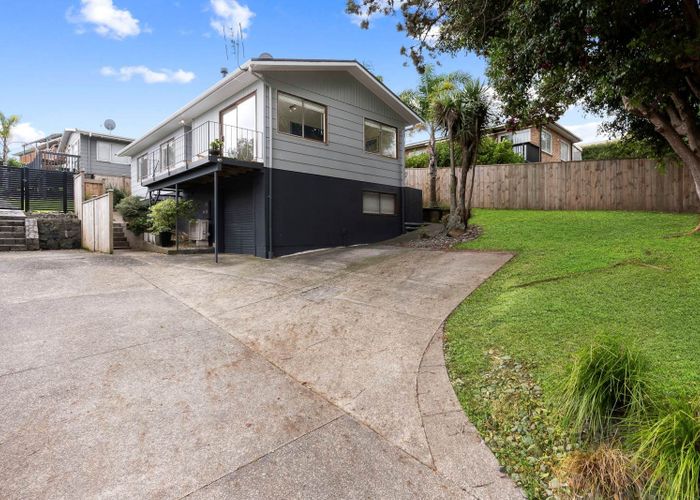  at 9 Sispara Place, Beach Haven, North Shore City, Auckland