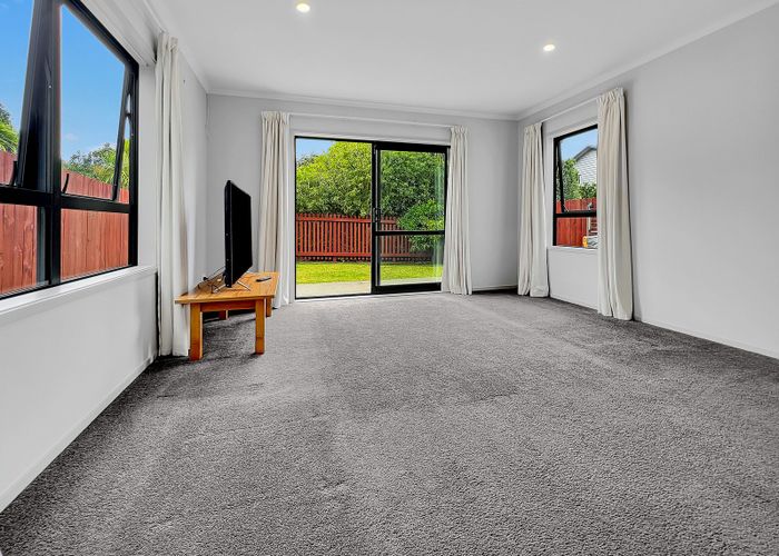  at 71 Kaimoana Street, Weymouth, Auckland
