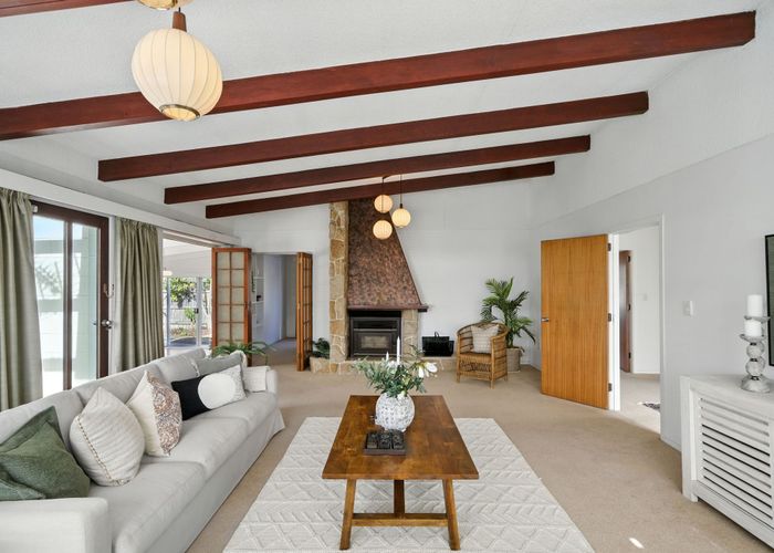  at 7 Rosedale Place, Avonhead, Christchurch City, Canterbury
