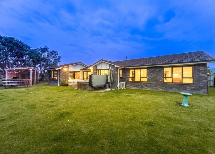  at 20 Anaru Street, Raumati Beach, Kapiti Coast, Wellington