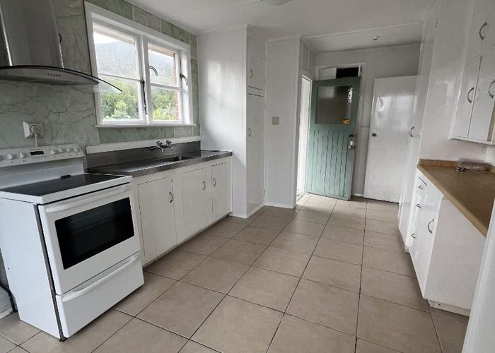  at 5 Waldie Grove, Avalon, Lower Hutt, Wellington