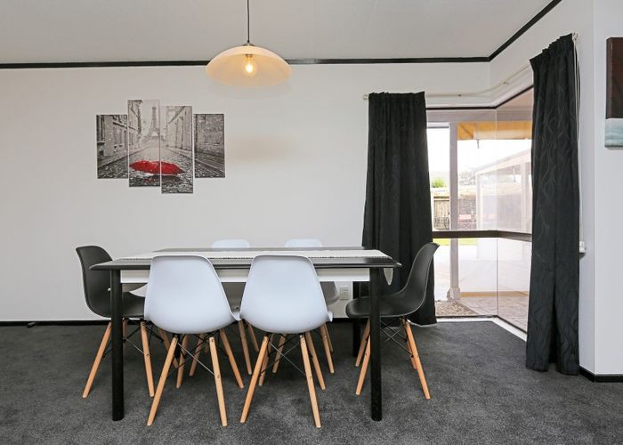  at 43 Whiting Crescent, Greenmeadows, Napier