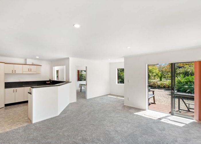  at 121 Saddleton Road, Pukekohe