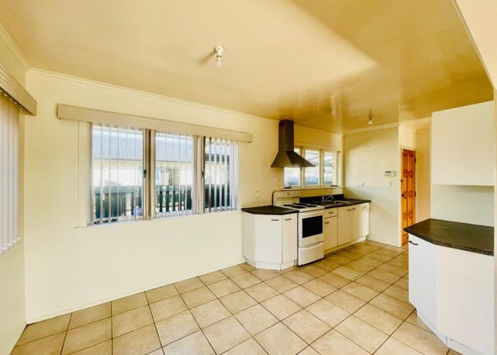  at 4 Milton Road, Papatoetoe, Manukau City, Auckland