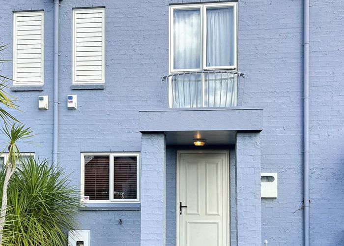  at 8/18 Alicante Avenue, Hill Park, Manukau City, Auckland