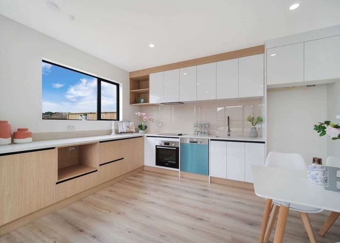  at 4/1 Armein Road, Panmure, Auckland