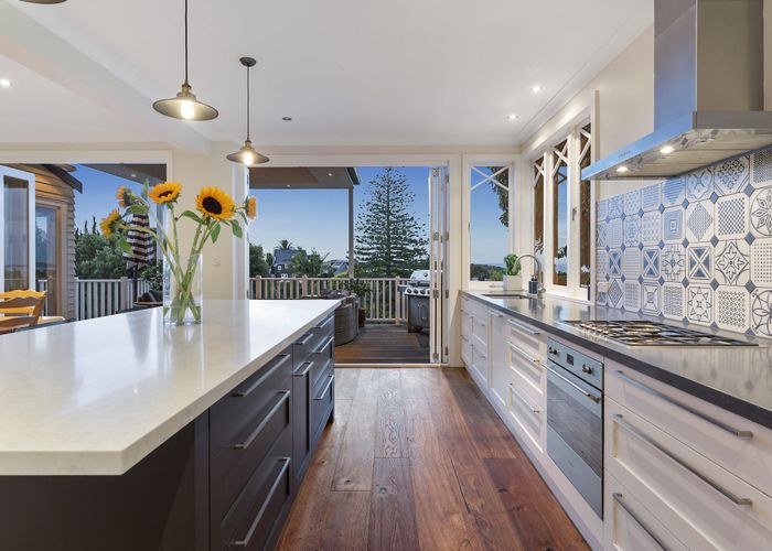  at 28 Palmer Crescent, Mission Bay, Auckland City, Auckland