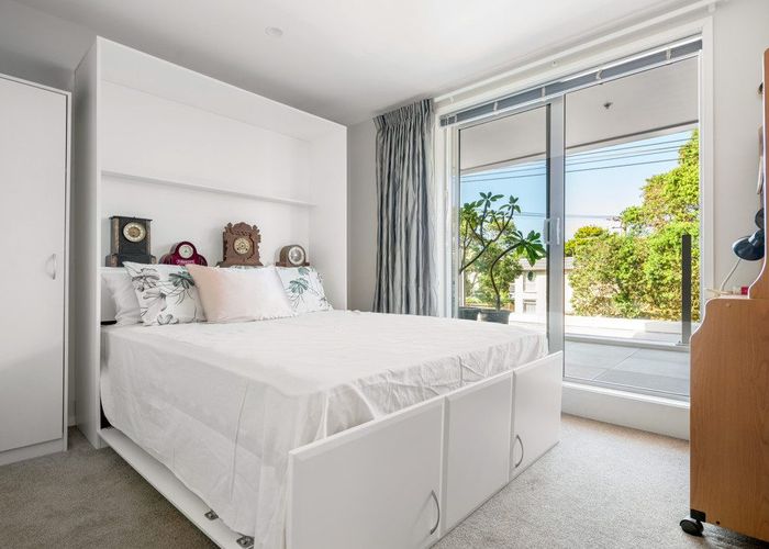  at 104/25 Bute Road, Browns Bay, North Shore City, Auckland