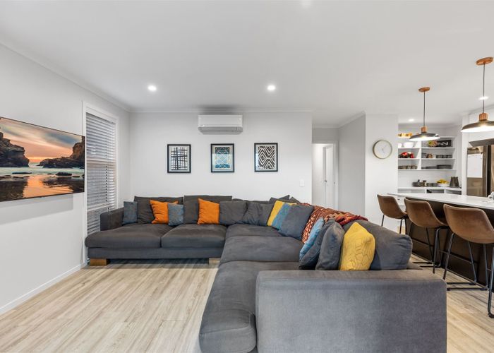  at 17 Parkside Mews, Papamoa