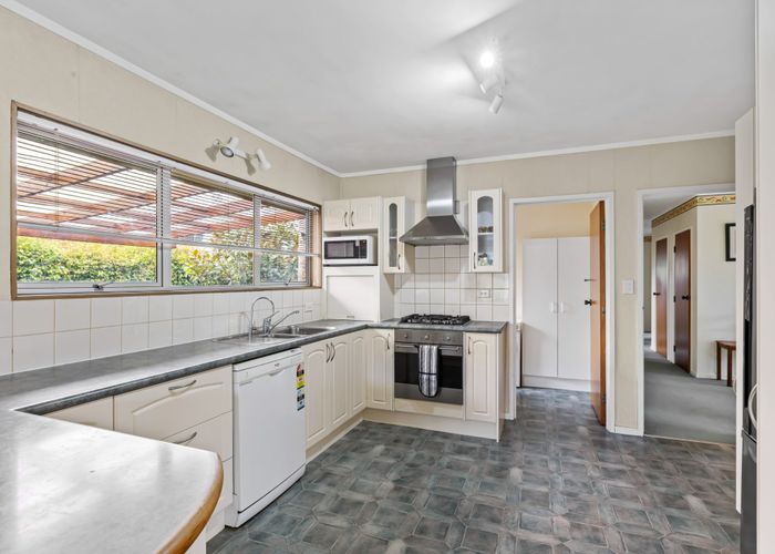  at 23 Coromandel Crescent, Mairangi Bay, Auckland