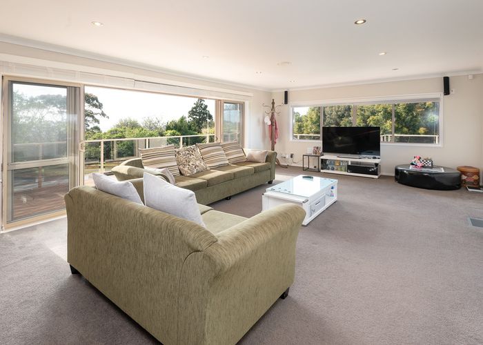  at 207 Point View Drive, East Tamaki Heights, Auckland