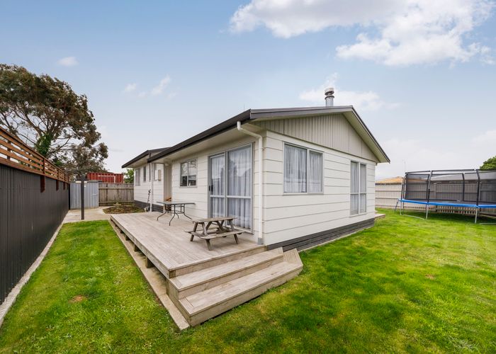  at 8 Kaimanawa Street, Kelvin Grove, Palmerston North