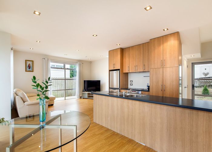  at 50E Eastdale Road, Avondale, Auckland