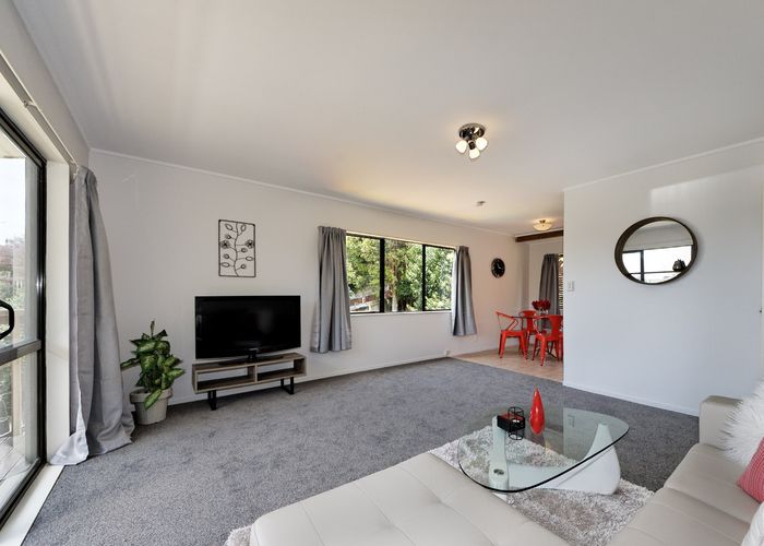  at 1/78 Colwill Road, Massey, Auckland