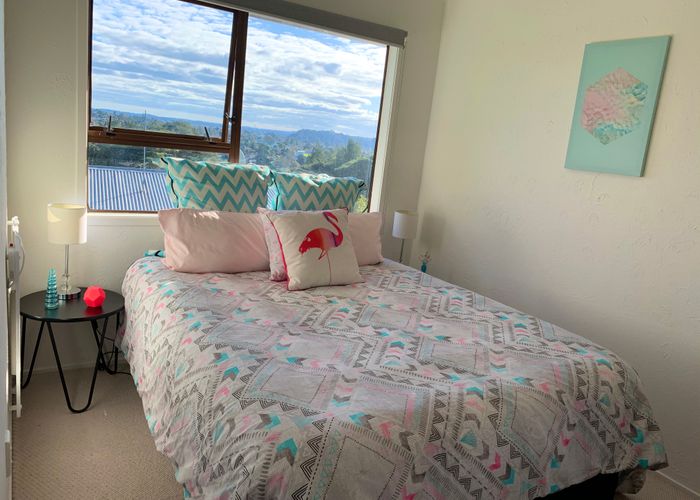  at 2/39 Brunton Place, Glenfield, Auckland
