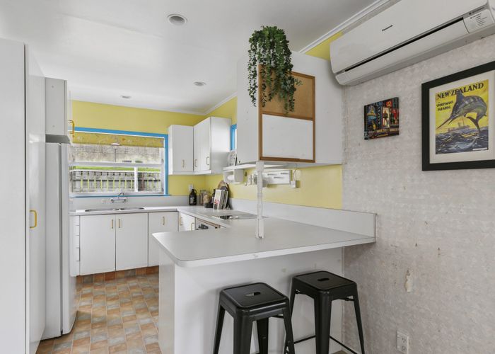  at 1A Witham Street, Island Bay, Wellington