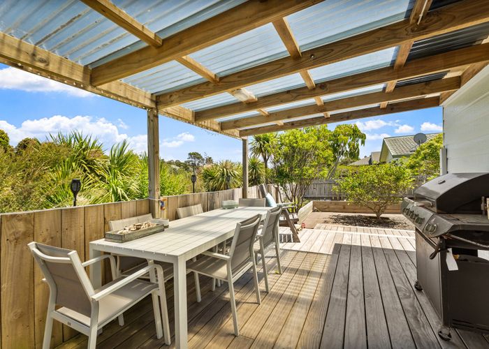  at 1/12 Knott Road, Stanmore Bay, Rodney, Auckland