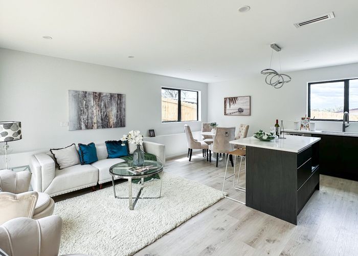  at 61B Totaravale Drive, Totara Vale, North Shore City, Auckland