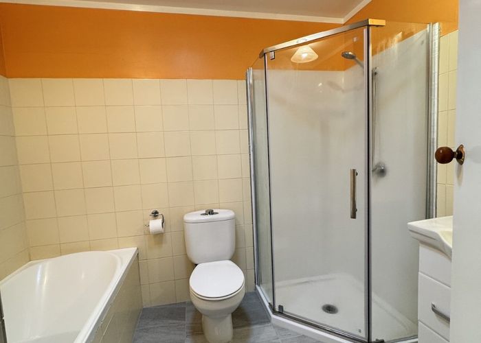  at 37 Takapu Street, Henderson, Waitakere City, Auckland