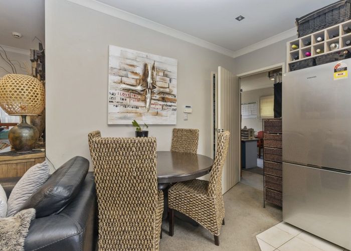  at 33/46 Peachgrove Road, Hamilton East, Hamilton