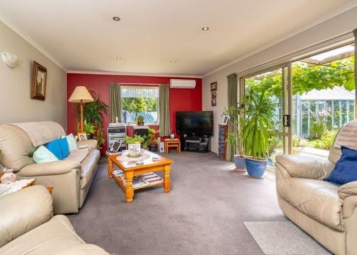  at 13 Kennard Crescent, Karitane, Waikouaiti