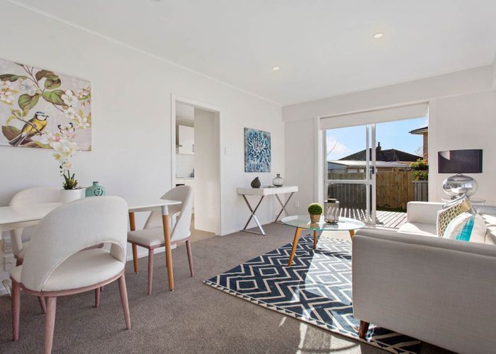  at 2/67 Dale Crescent, Pakuranga, Manukau City, Auckland