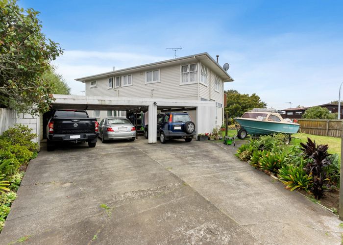  at 64 Megan Avenue, Pakuranga Heights, Manukau City, Auckland
