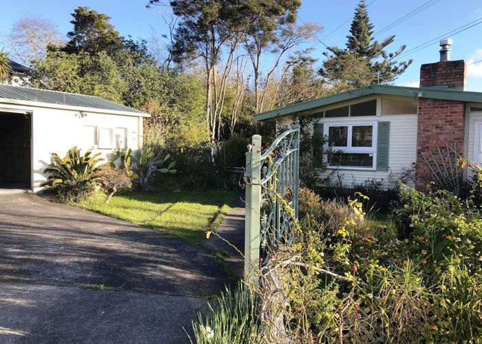  at 12 Caledonian Place, Blockhouse Bay, Auckland City, Auckland